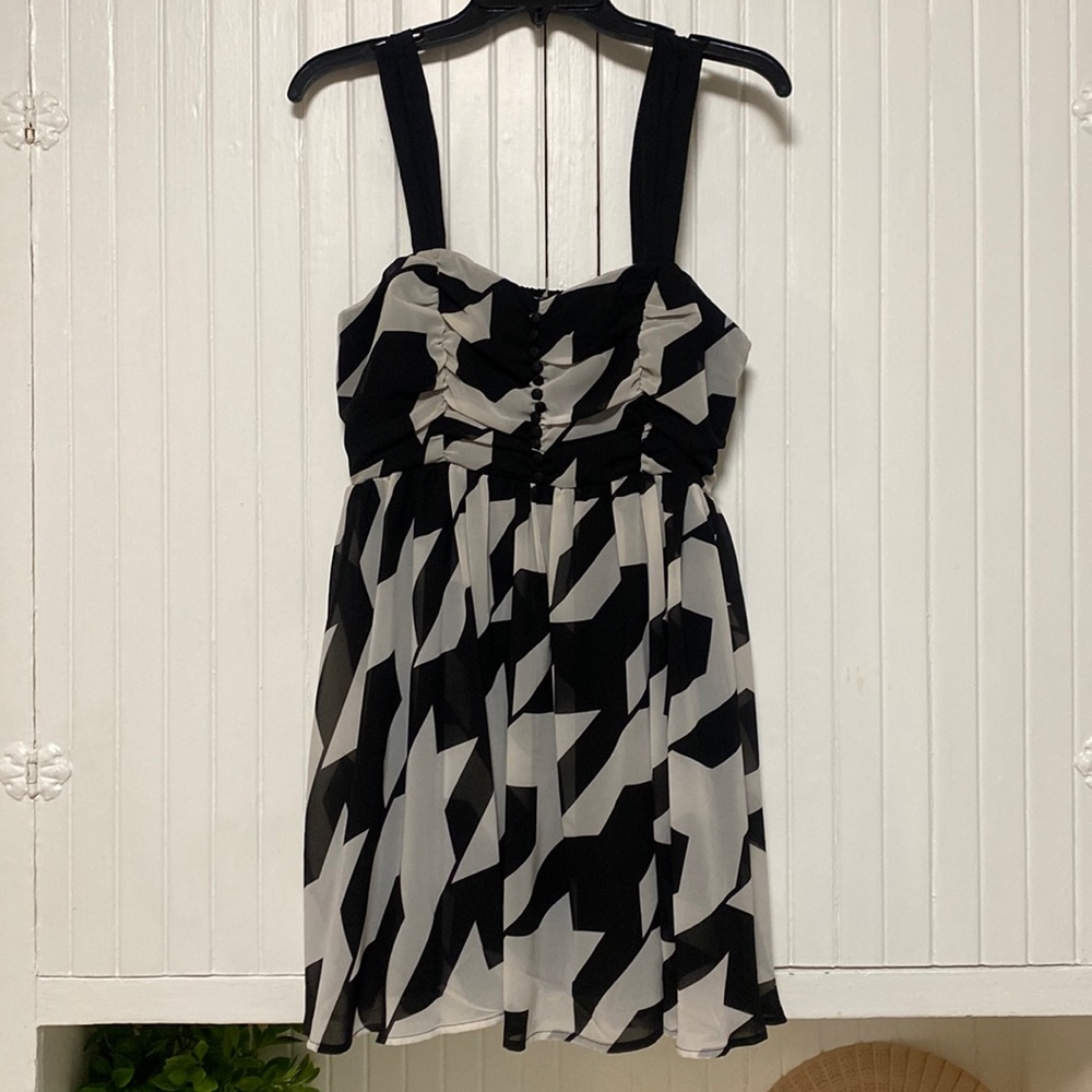 Black & White Mini Dress / Medium - I Love HB1
